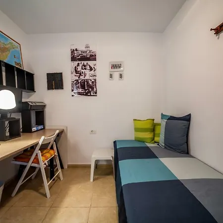 Plaza Vista Mar * Los Abrigos