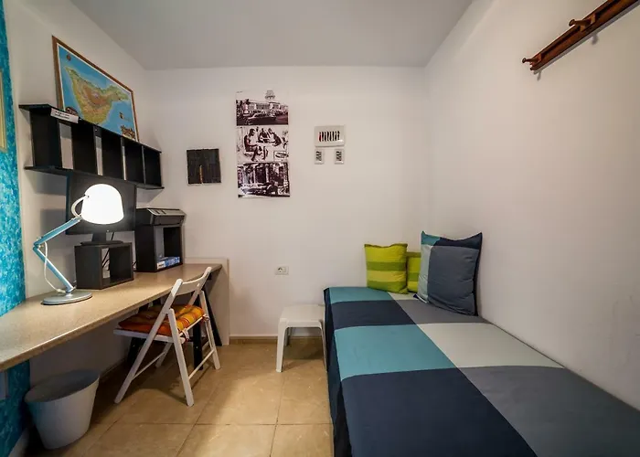 Plaza Vista Mar * Лос-Абригос